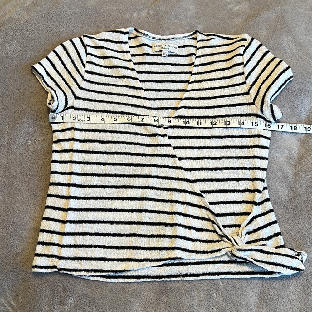Madewell Texture & Thread Short-Sleeve Wrap Top in Stripe - Picture 10 of 12